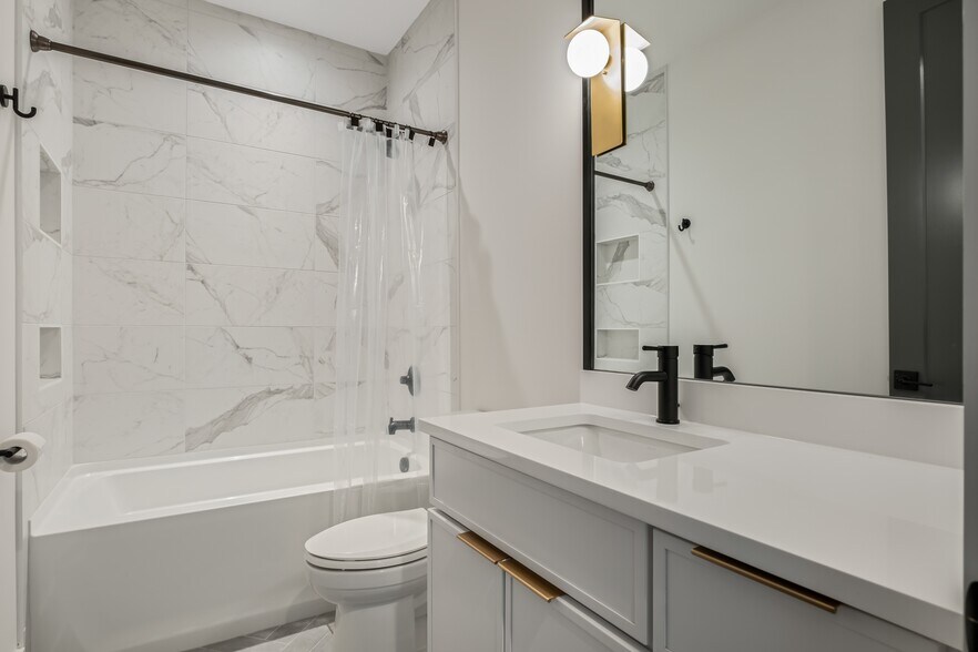 More Photos Of 2118 C-D Cliff dr, Nashville Apartments For Sale