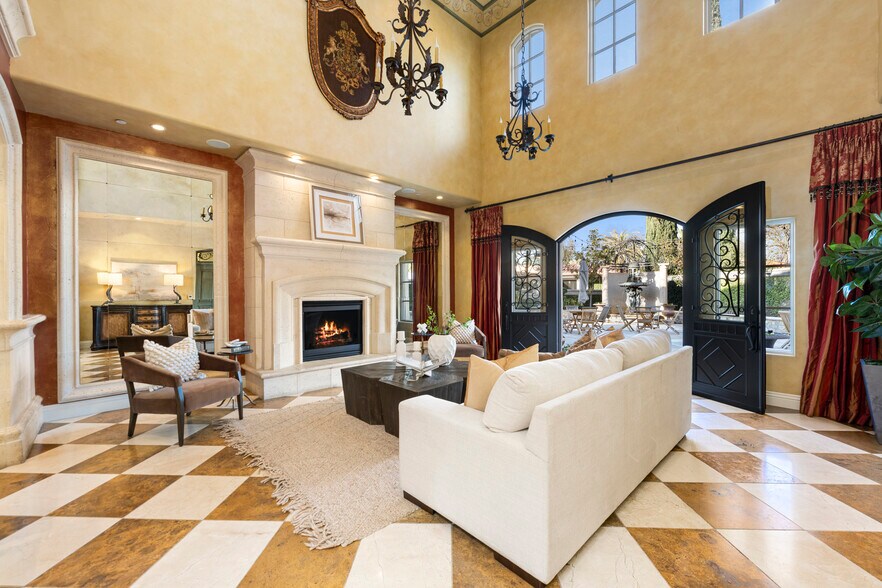 More Photos Of 1210 Arden Hills Ln, Sacramento Specialty For Sale