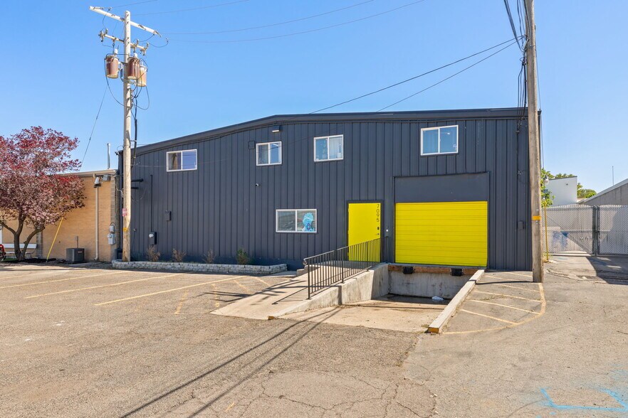 More Photos Of 7095 W 3500 S, Salt Lake City Service For Sale