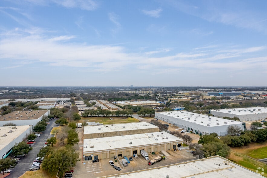 More Photos Of 8901 Wall St, Austin Warehouse For Lease