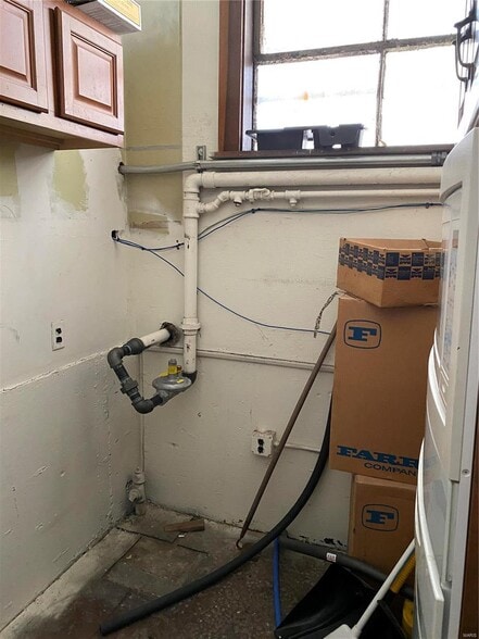 More Photos Of 3018-3020 Brantner Pl, Saint Louis Office For Sale