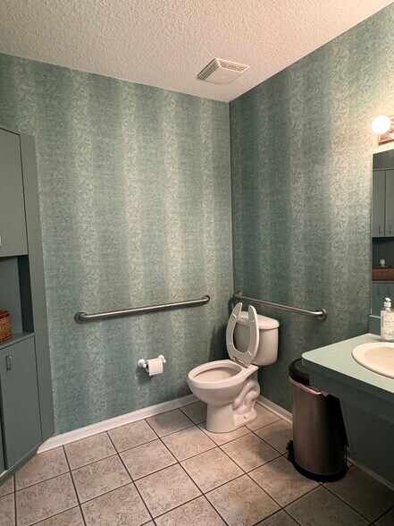 More Photos Of 15283 Amberly Dr, Tampa Office For Lease