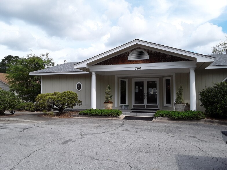 Primary Photo Of 790 Cardinal Rd, New Bern Office For Lease