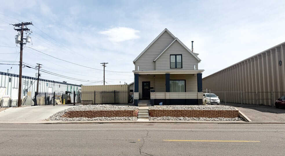 More Photos Of 900 S Jason St, Denver Flex For Sale