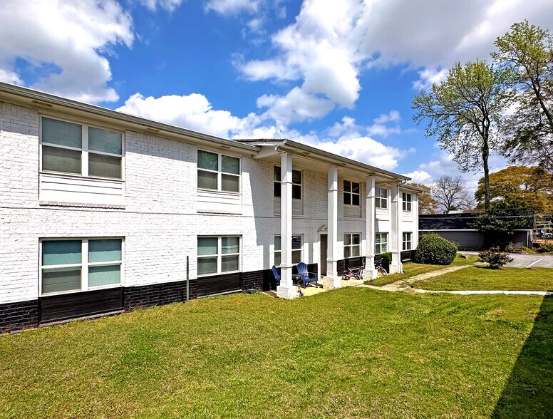 More Photos Of 969 Forest Ave, Forest Park Apartments For Sale