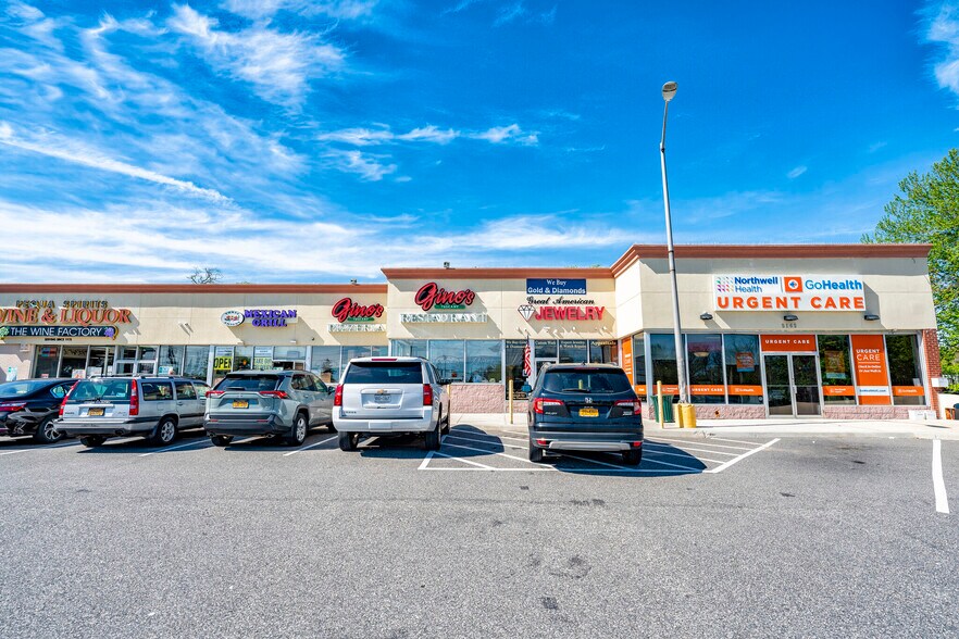 More Photos Of 5117-5139 Merrick Rd, Massapequa Unknown For Lease