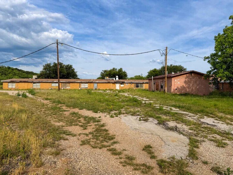 More Photos Of 1901 W Elliott St, Breckenridge Office For Sale