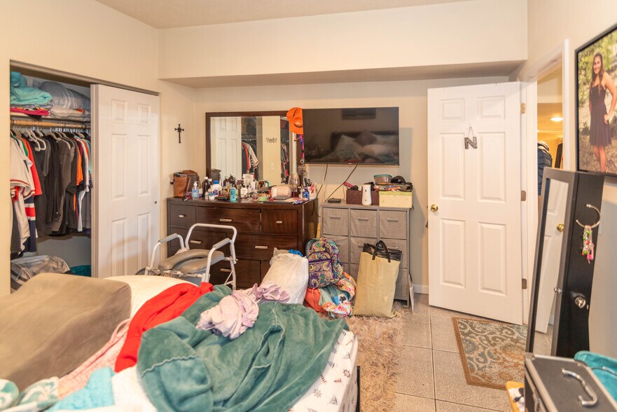 More Photos Of , Arbutus Multifamily For Sale