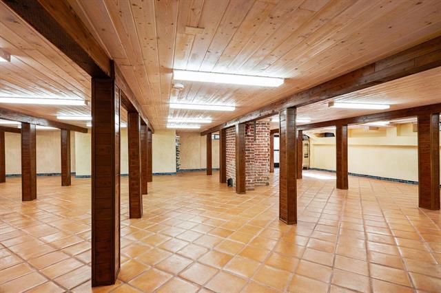 More Photos Of 251 Middlefield Rd, Palo Alto Apartments For Sale