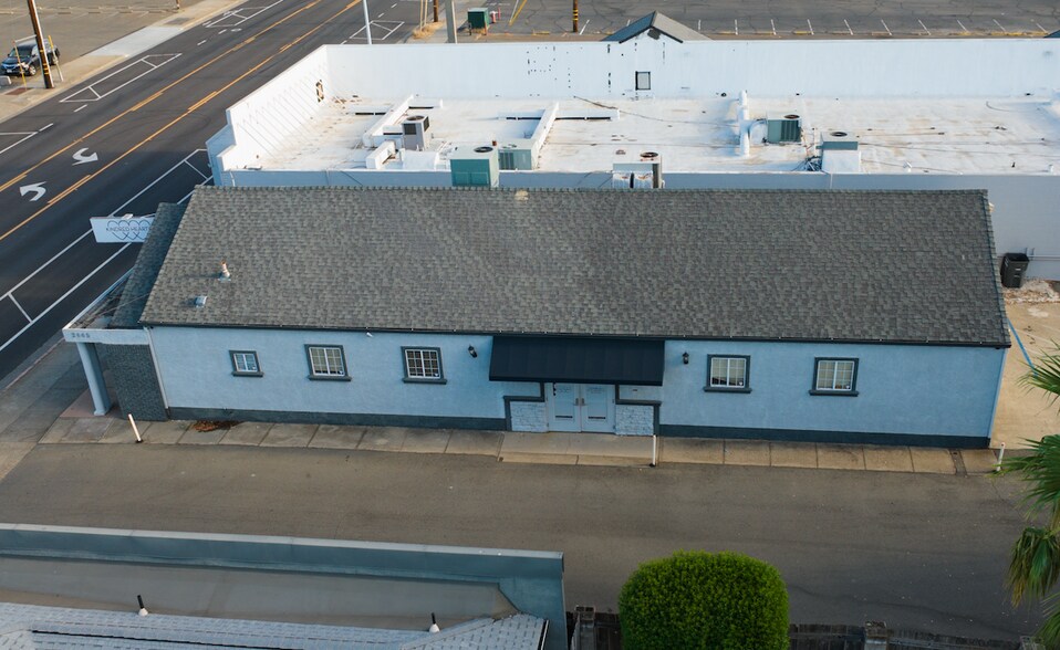 More Photos Of 2665 Bechelli Ln, Redding Office For Lease