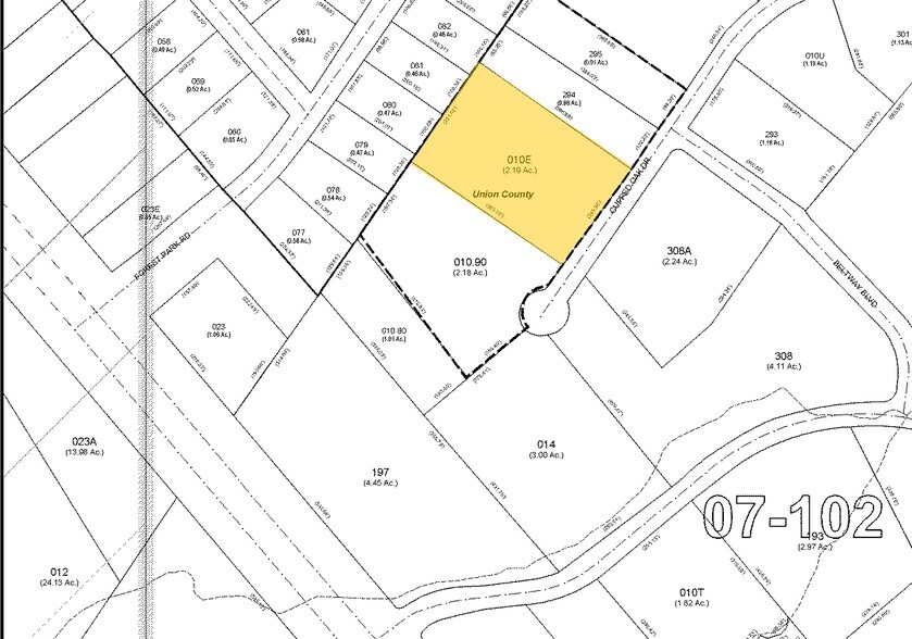 More Photos Of 111 Cupped Oak Dr, Matthews Light Distribution For Lease