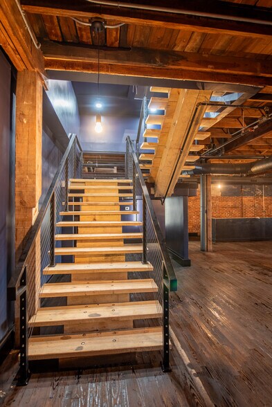 More Photos Of 225 Mason Ave, Cape Charles Storefront For Sale