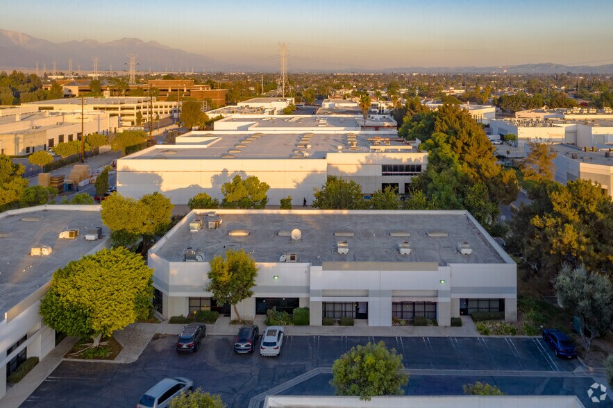 More Photos Of 13200 Brooks Dr, Baldwin Park Unknown For Lease