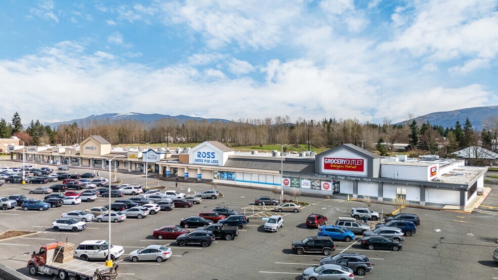 More Photos Of , Mount Vernon General Retail For Sale