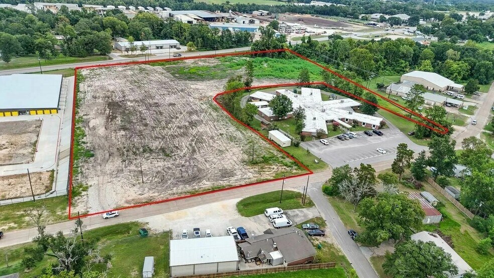 More Photos Of TBD N Highway 75 Hwy, Willis Land For Sale