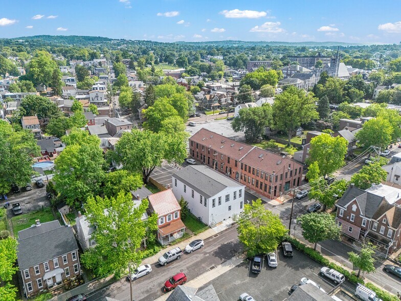 More Photos Of 151 York St, Pottstown Apartments For Sale