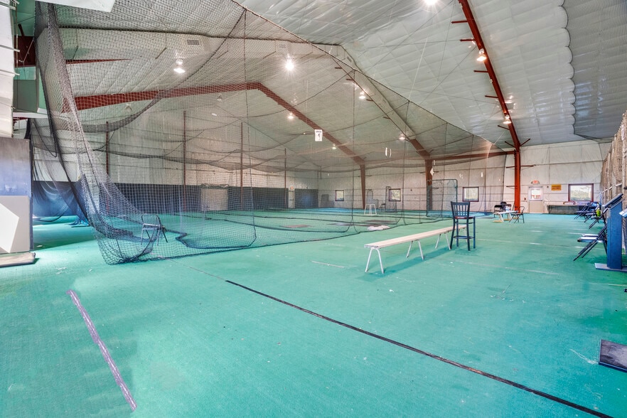 More Photos Of 500 Friday Rd, Cocoa Sports And Entertainment For Sale