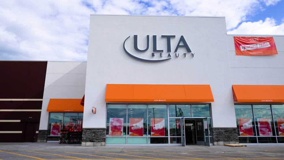 More Photos Of 4180-4214 Veterans Memorial Dr, Batavia Unknown For Lease