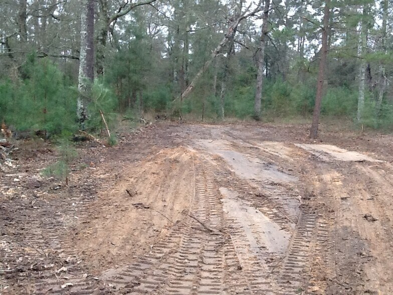 More Photos Of 951 Mizell Rd, Conroe Land For Sale