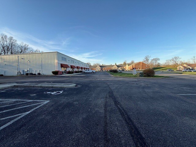 More Photos Of 7701-7711 Affinity Dr, Cincinnati Light Distribution For Lease
