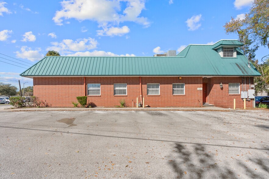 More Photos Of 307 NW 3rd St, Ocala Office For Lease