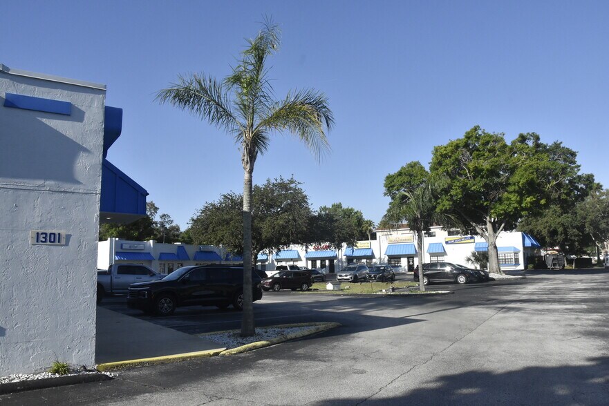 More Photos Of 1301 Beville Rd, Daytona Beach Medical For Sale