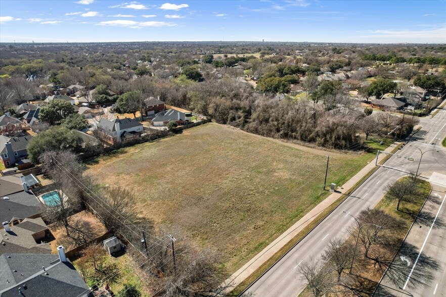 More Photos Of 2400 W Sublett Rd, Arlington Land For Sale