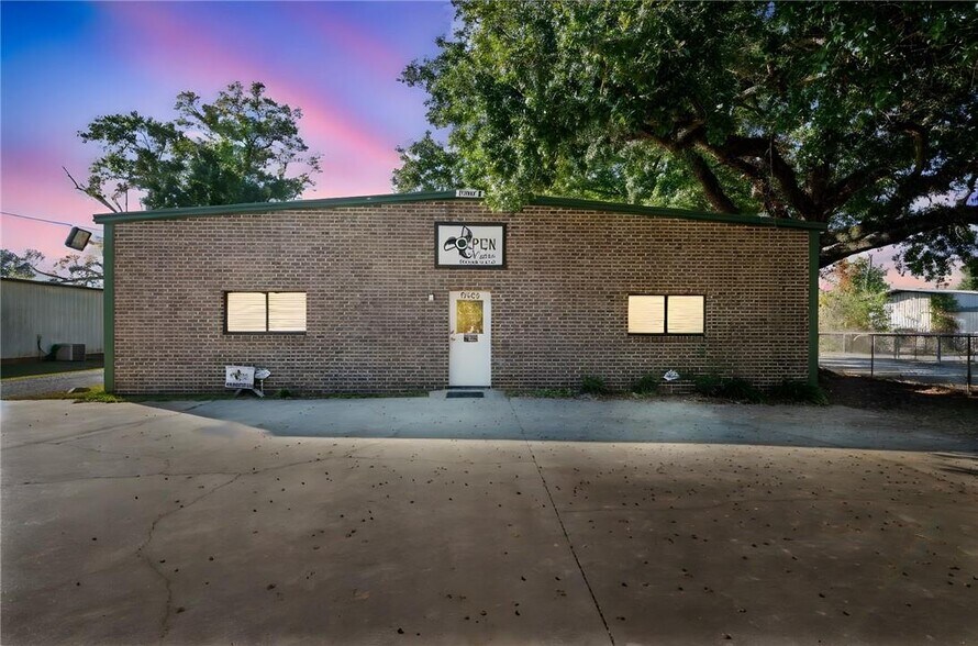 Primary Photo Of 9505 Old Highway 43, Creola Industrial For Sale