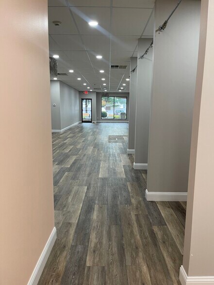 More Photos Of 210 New Rd, Linwood Storefront For Lease