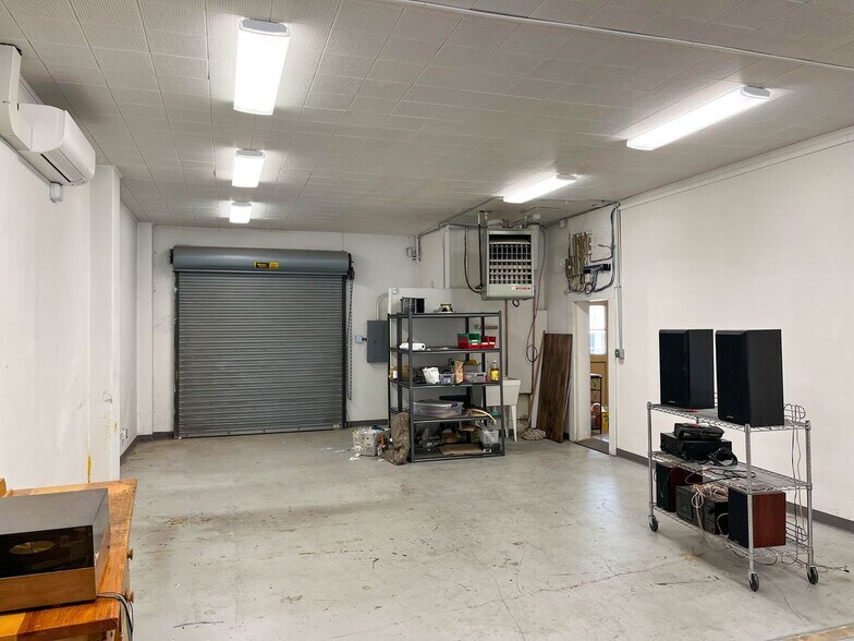 More Photos Of 4201-4207 Lomas Blvd NE, Albuquerque Freestanding For Sale