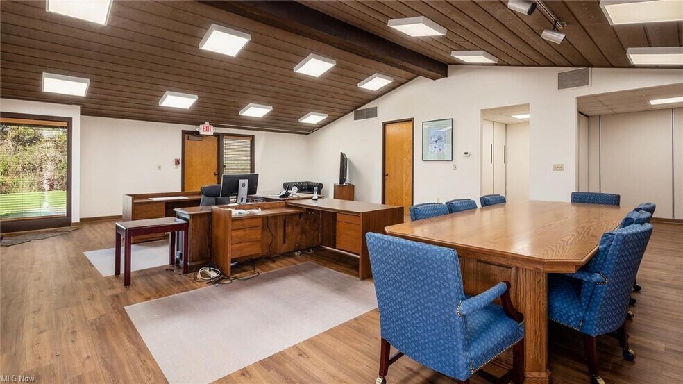 More Photos Of 9711 E Pike Rd, Cambridge Office For Lease