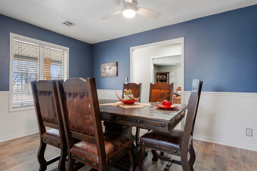 More Photos Of 13354 E 520 Rd, Colcord Sports And Entertainment For Sale