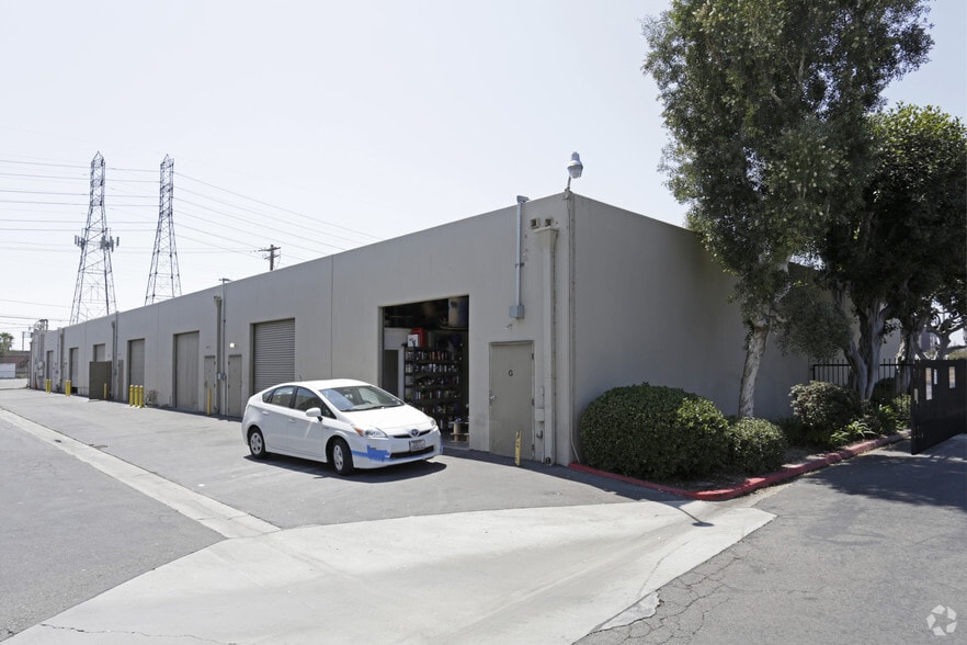 More Photos Of 1600 S Anaheim Blvd, Anaheim Light Manufacturing For Lease