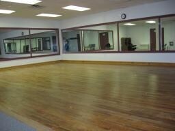 More Photos Of 2 Vernon Xing, Sussex Freestanding For Lease