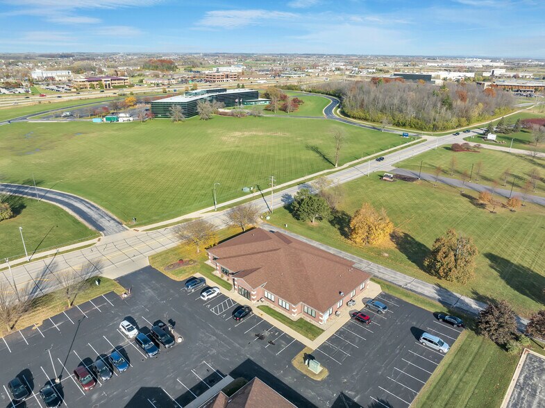 More Photos Of 2109 E Capitol Dr, Appleton Office For Lease