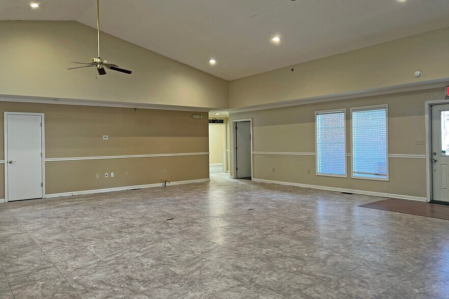 More Photos Of 1119 Brookhaven Rd, Franklin Healthcare For Sale