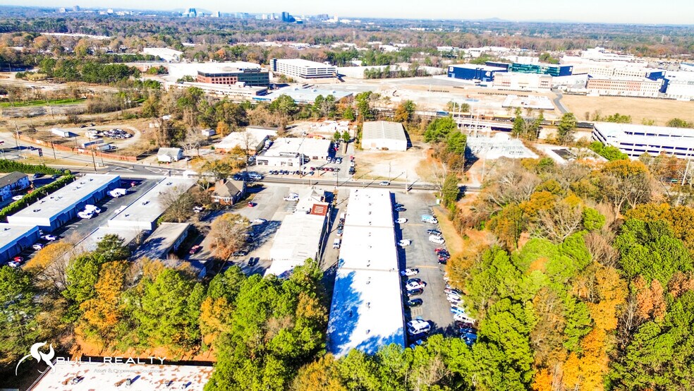More Photos Of 5891 New Peachtree Rd, Doraville Warehouse For Lease