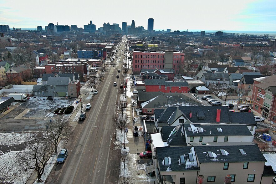 More Photos Of 568-570 Niagara St, Buffalo Storefront Retail Residential For Sale