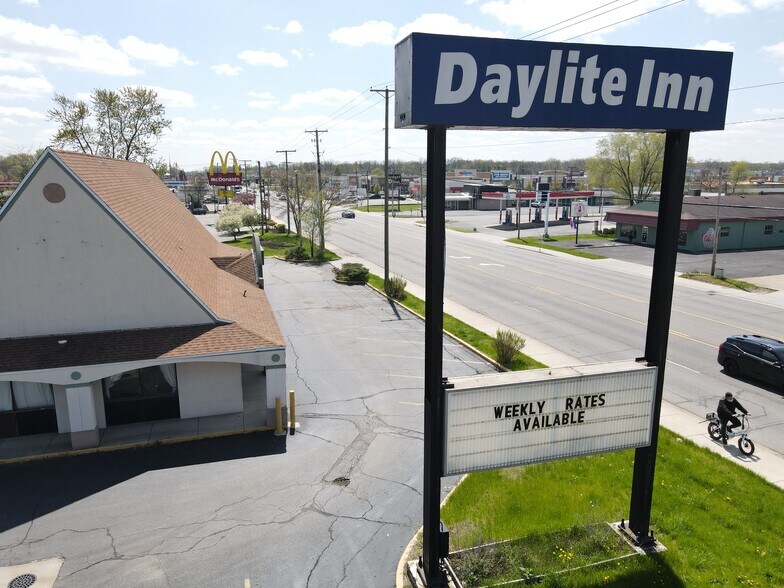 More Photos Of 2820 Cassopolis St, Elkhart Hospitality For Sale