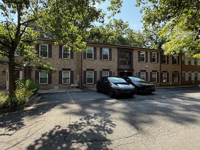 More Photos Of 11303-11327 Amherst Ave, Wheaton Office Residential For Sale