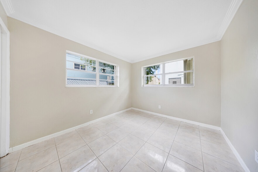 More Photos Of 1800 NE 170th St, Miami Apartments For Sale