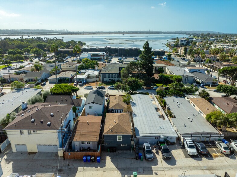 More Photos Of 2134 Reed Ave, San Diego Multifamily For Sale