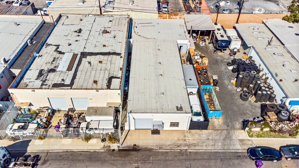 More Photos Of 2029 W 16th St, Long Beach Warehouse For Sale