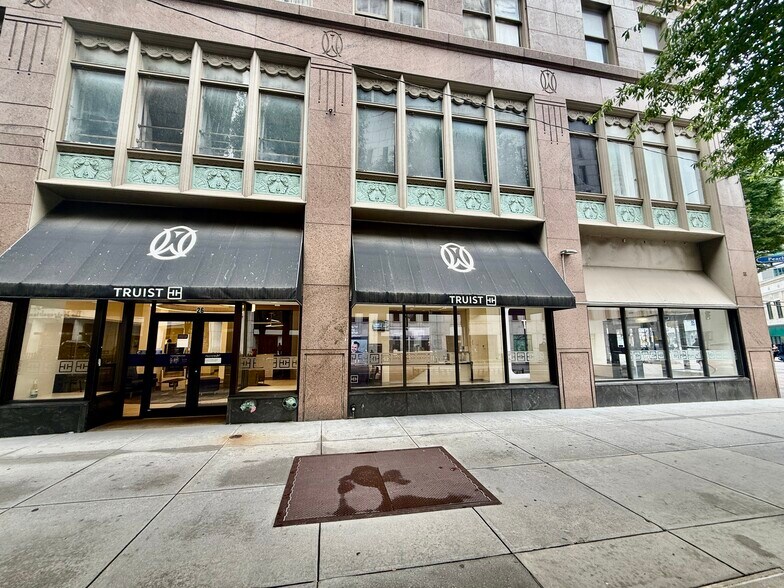 More Photos Of 32 Peachtree St NW, Atlanta General Retail For Lease