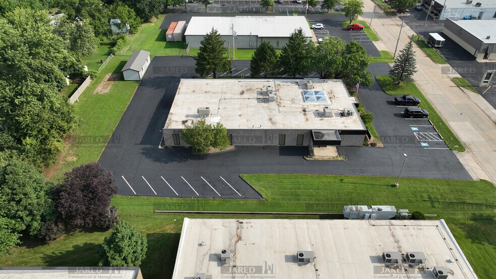 More Photos Of 509 S Union Ave, Springfield Light Distribution For Sale