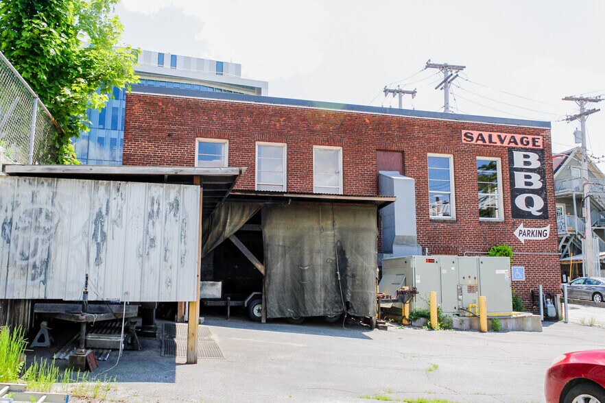 More Photos Of 919 Congress St, Portland Restaurant For Lease