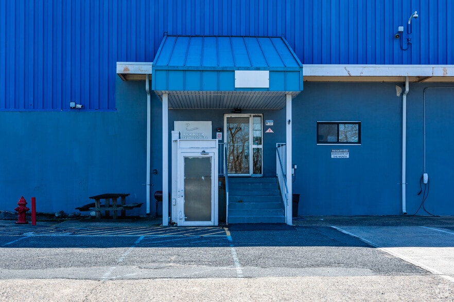 More Photos Of 55 Talmadge Rd, Edison Warehouse For Lease