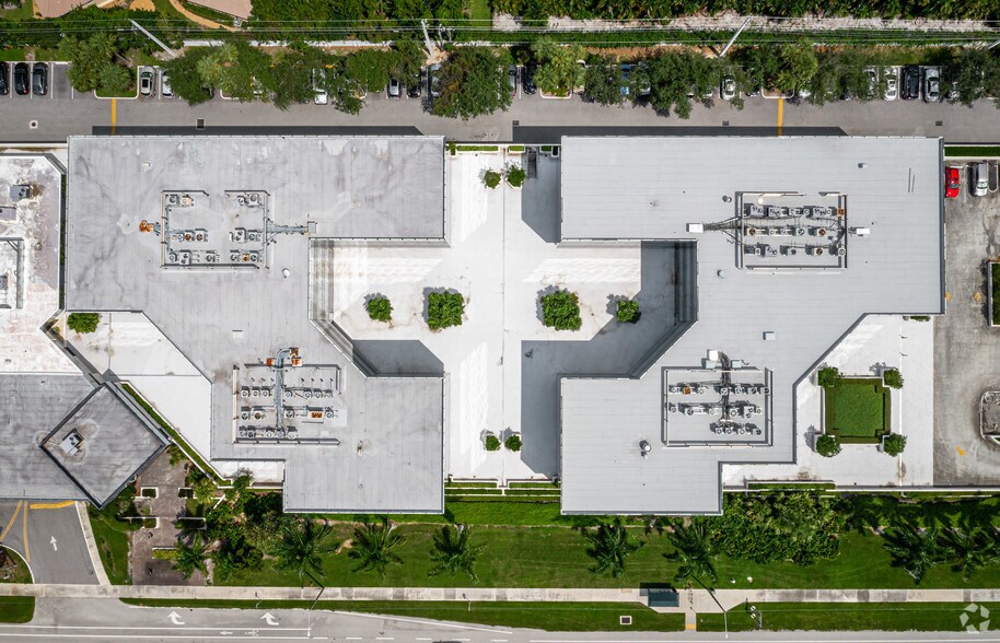 More Photos Of 4800 N Federal Hwy, Boca Raton Medical For Sale