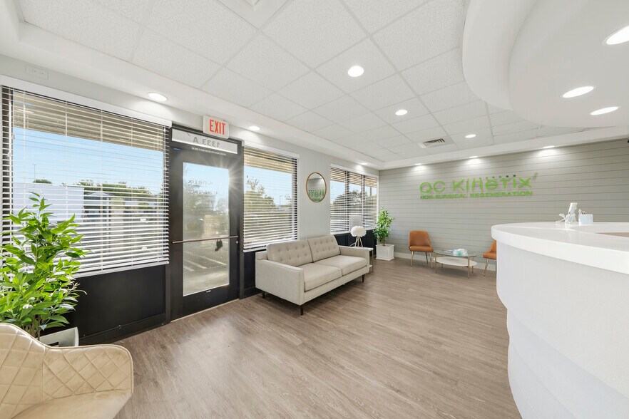 More Photos Of 1205-1350 Plaza Blvd, Central Point Freestanding For Lease
