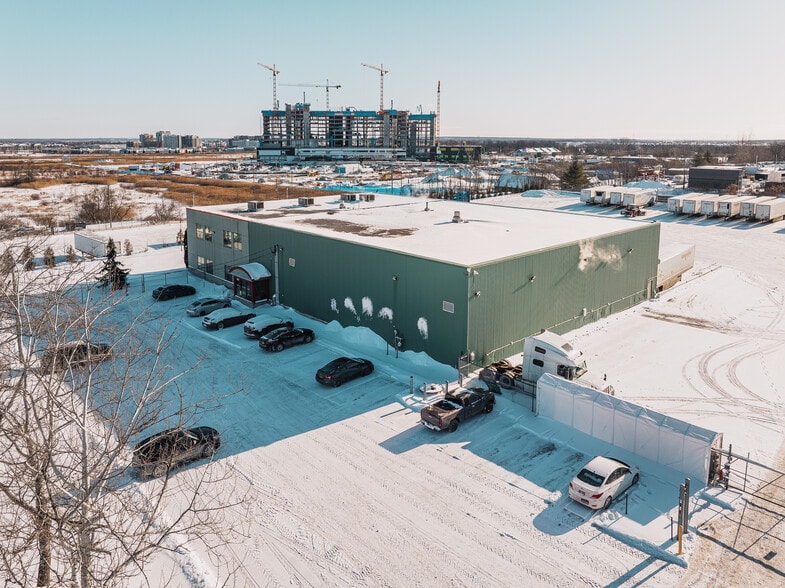 More Photos Of 500 Montée Labossière, Vaudreuil-dorion Service For Sale